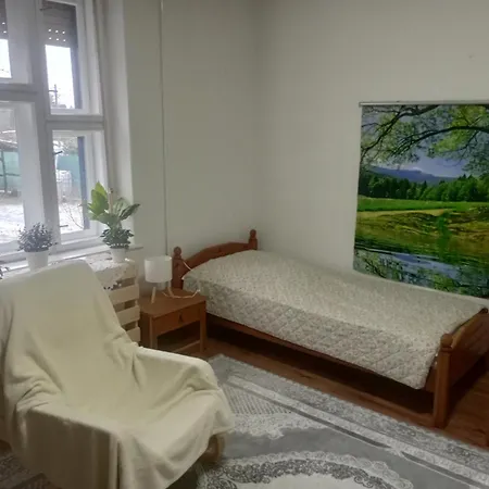 Zoeld Kuello Pezsgofuerdos Vendeghaz Lejlighed Mátranovák