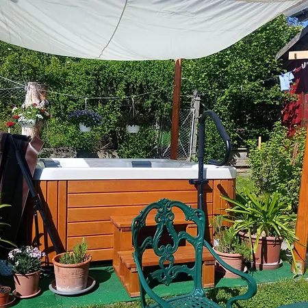 Zoeld Kuello Pezsgofuerdos Vendeghaz شقة Mátranovák
