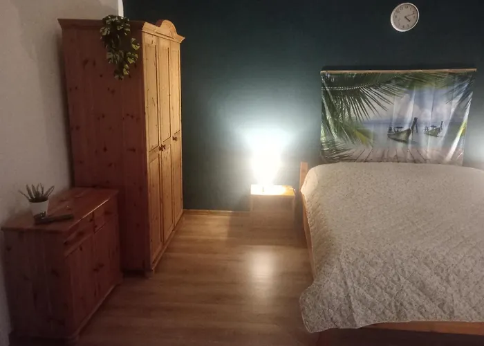 Zoeld Kuello Pezsgofuerdos Vendeghaz Lejlighed *