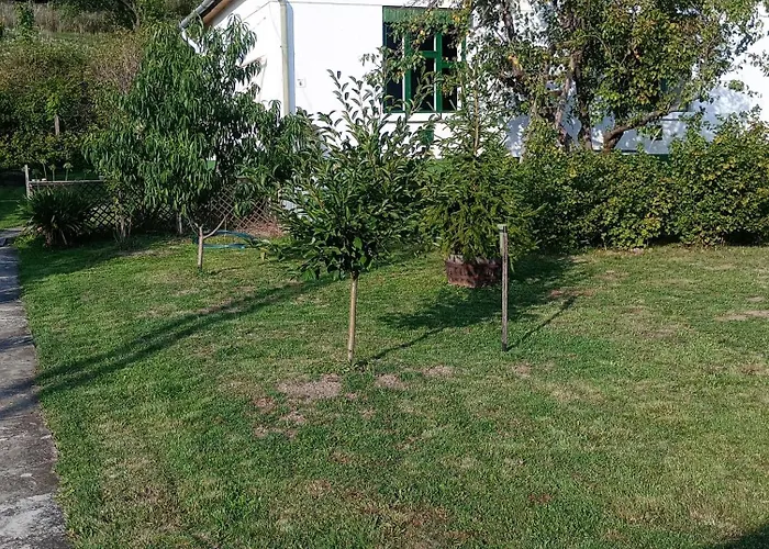 Zoeld Kuello Pezsgofuerdos Vendeghaz * Mátranovák